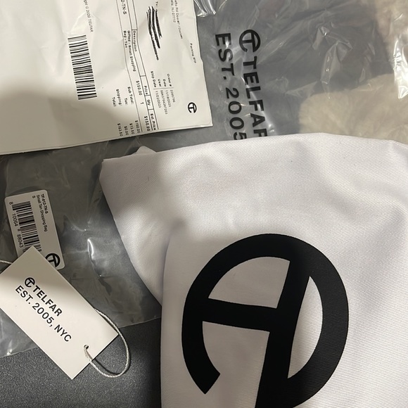 Telfar “small” - Picture 6 of 10